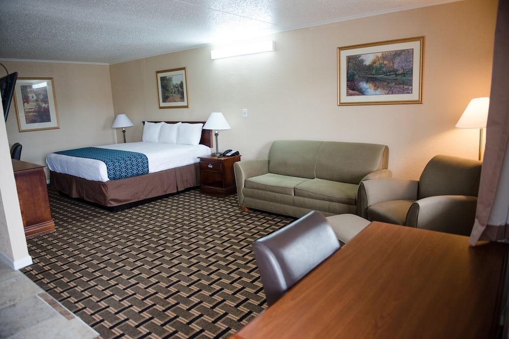 Grand View Plaza Inn & Suites photo 46
