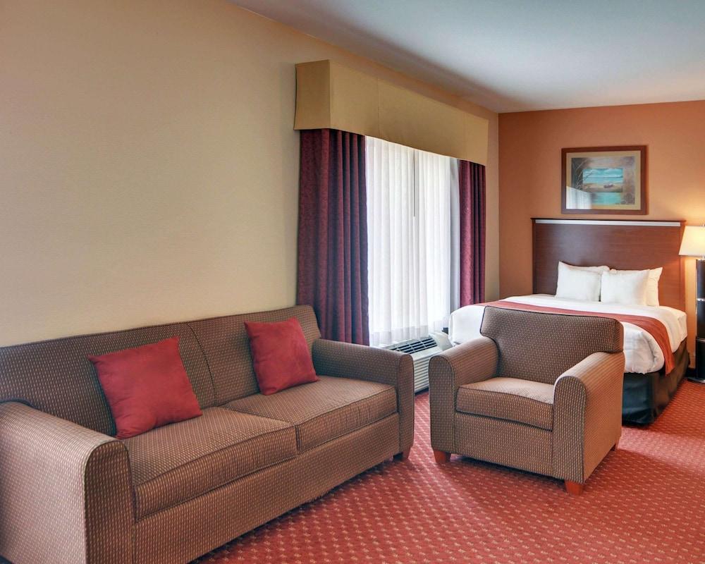 Quality Suites Near Cedar Creek Lake photo 30