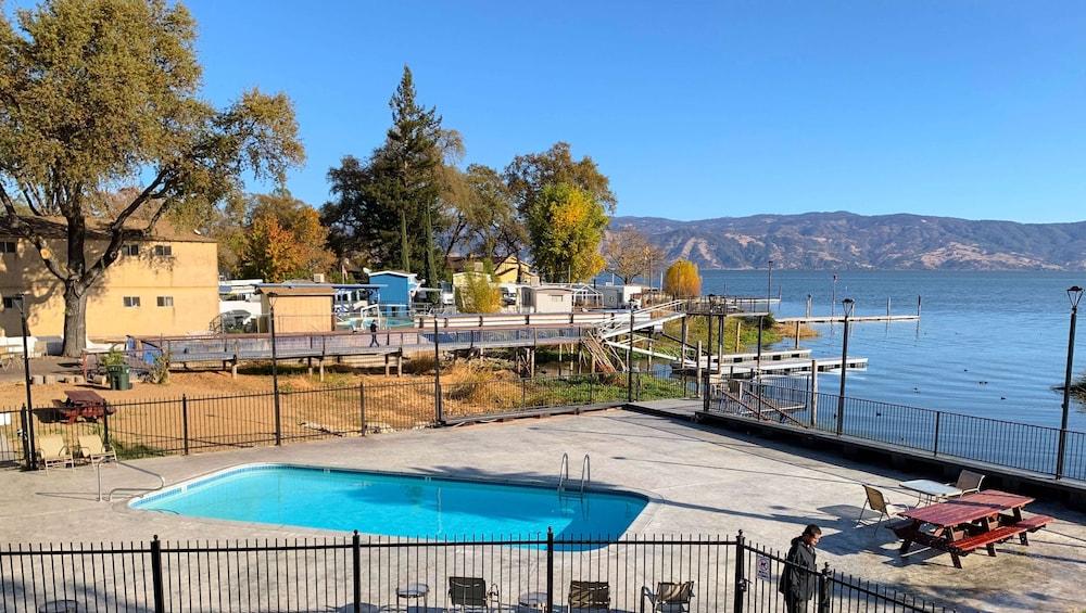 Anchorage Inn Lakeport photo 25
