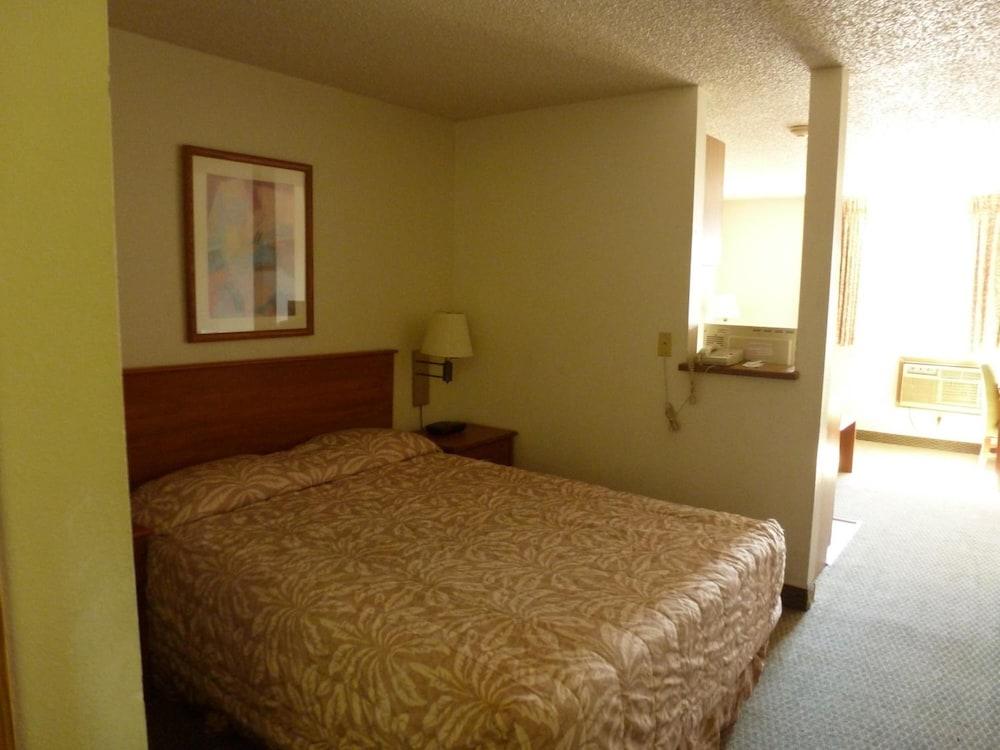 Sunshine Motel II photo 16