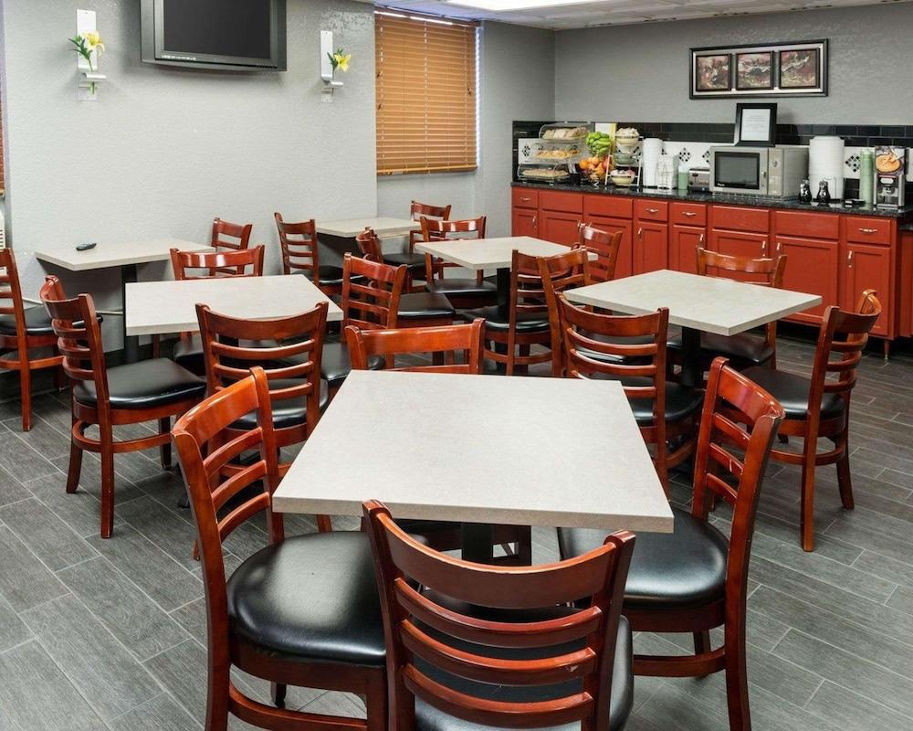 Quality Inn Savage - Bloomington West photo 30