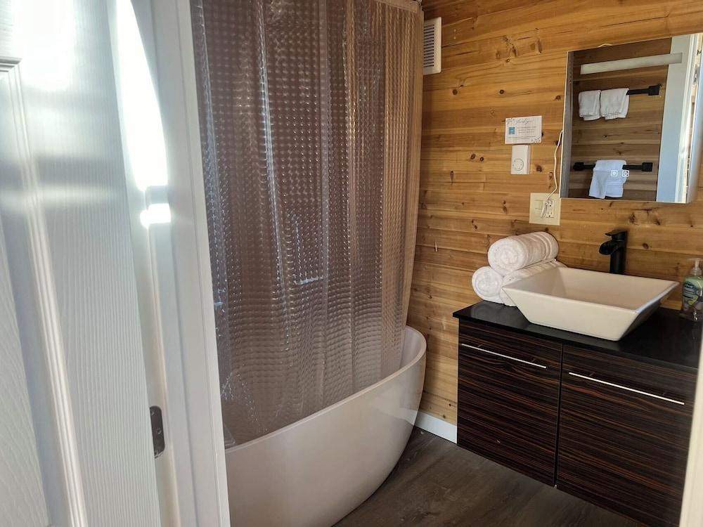 Ocean Spray Beach Resort photo 53