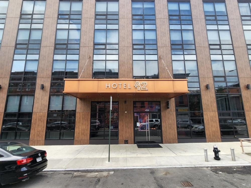 42 Hotel photo 1