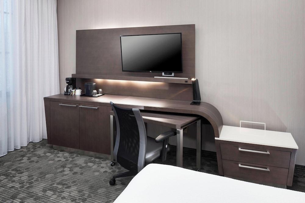 Courtyard by Marriott Omaha Downtown photo 9