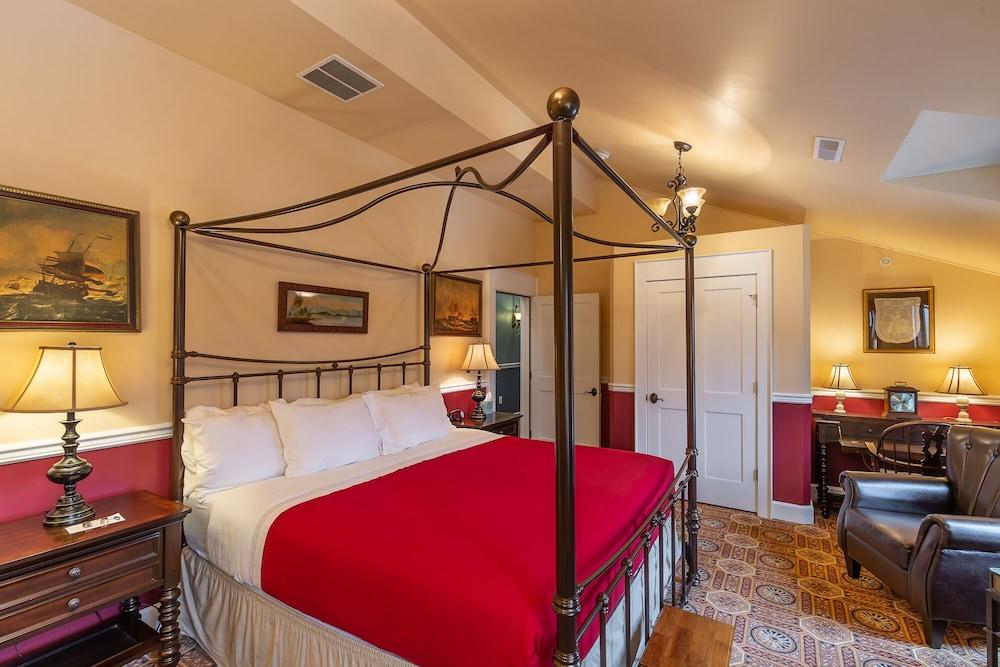 Steele Mansion photo 42