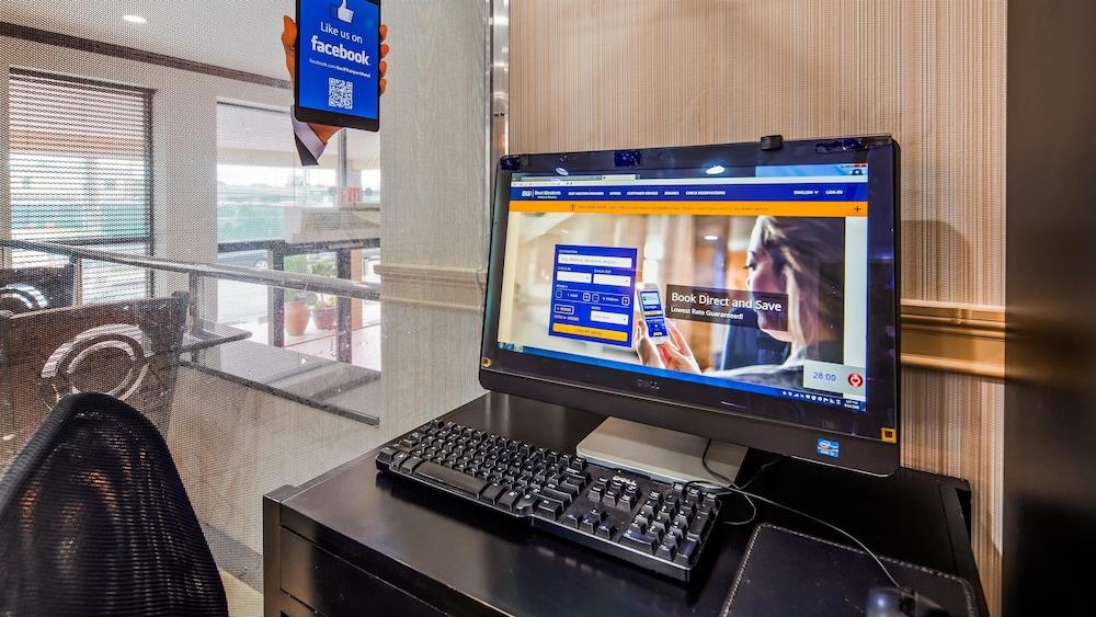 Best Western JFK Airport Hotel photo 22