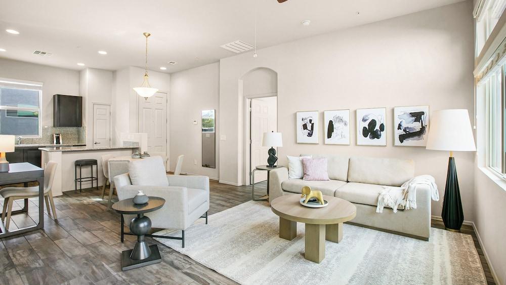 Bradenton Apartments by Landing photo 17