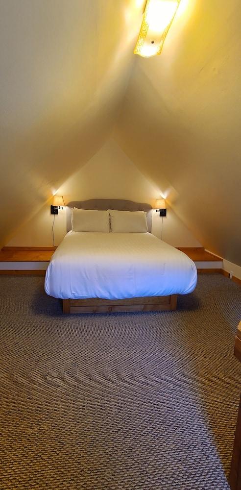 McGee Creek Lodge photo 3