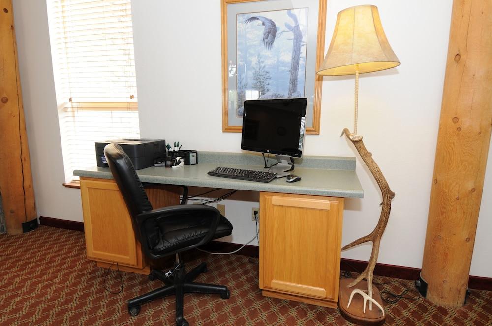 Quality Inn Belgrade - Bozeman Yellowstone Airport photo 20