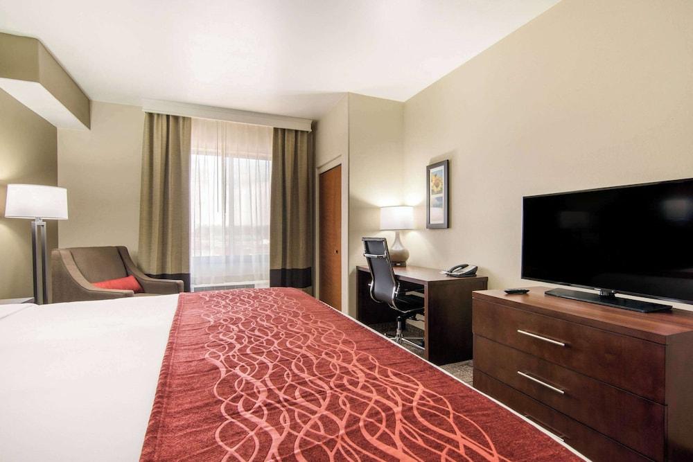 Comfort Inn & Suites Independence photo 11