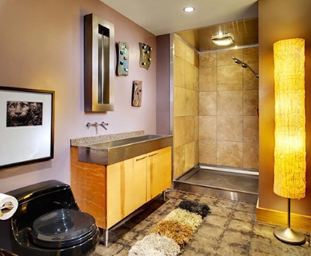 The Hangar Lofts Hotel photo 28