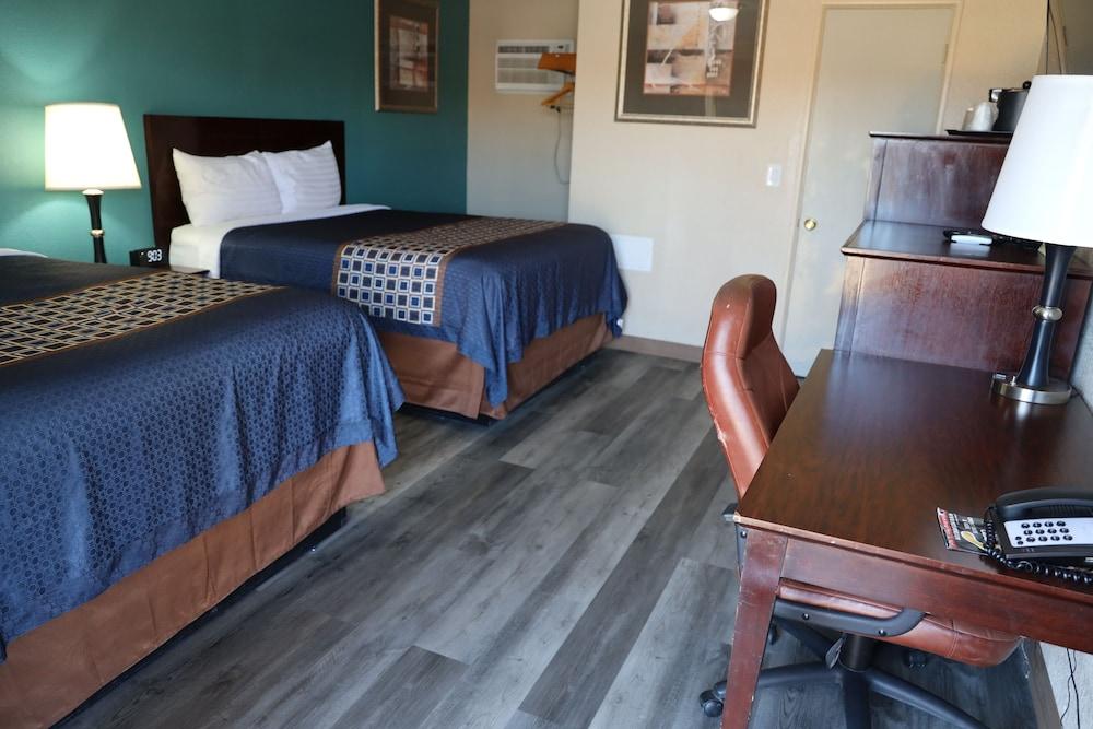 Budget Inn photo 21