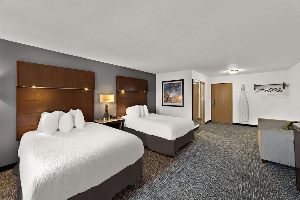 Quality Inn & Suites Caribou photo 36