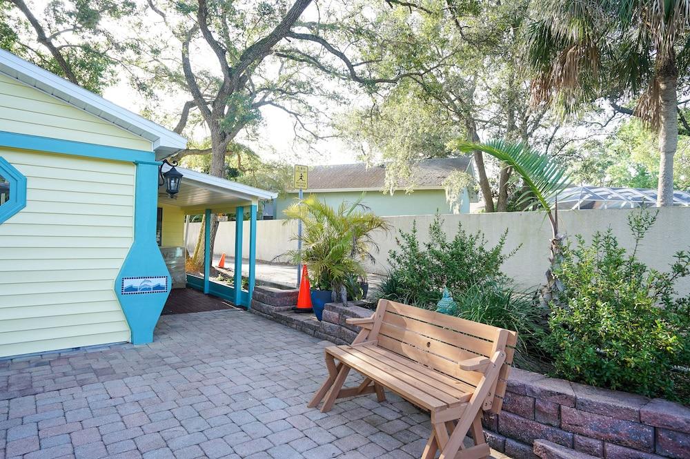 Mar Bay Motel &Suites photo 13