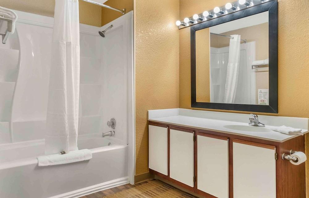 Extended Stay America Select Suites Detroit Ann Arbor Univ S photo 30