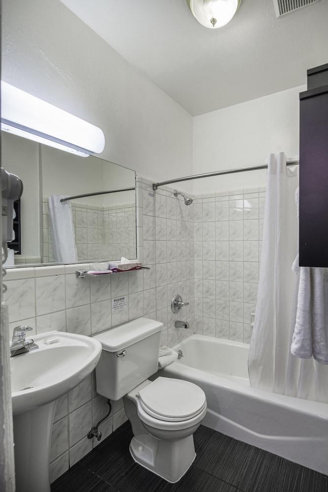Adante Hotel photo 10