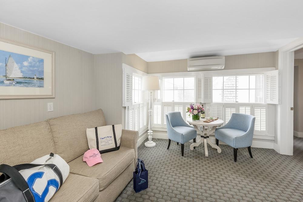 The Harborside Inn photo 4