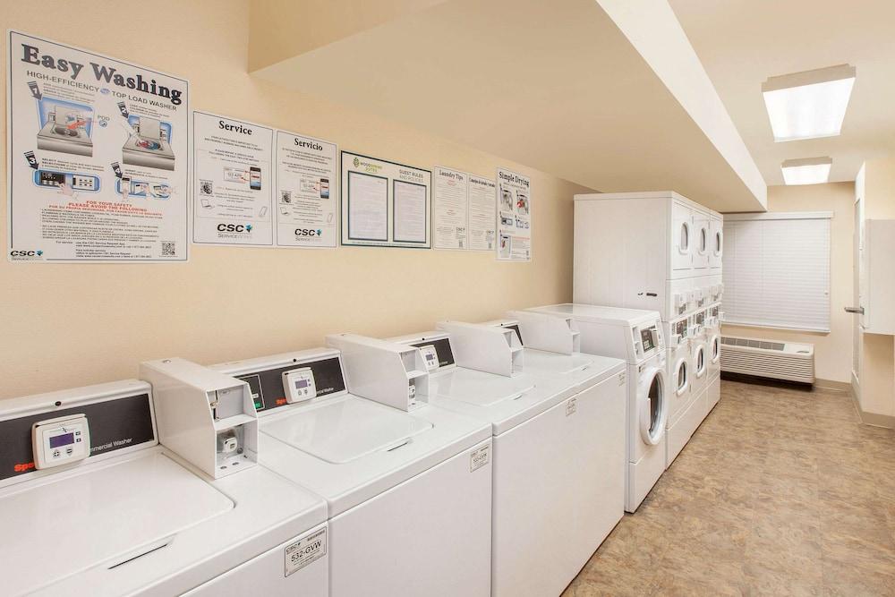 WoodSpring Suites Brownsville photo 27