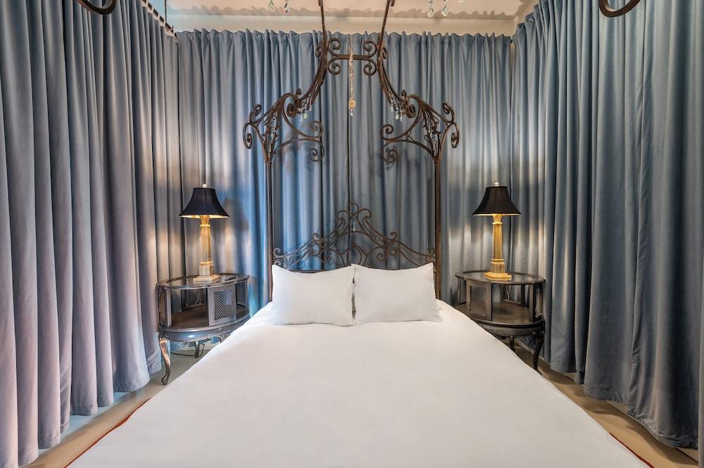 Hotel Narcissus photo 85
