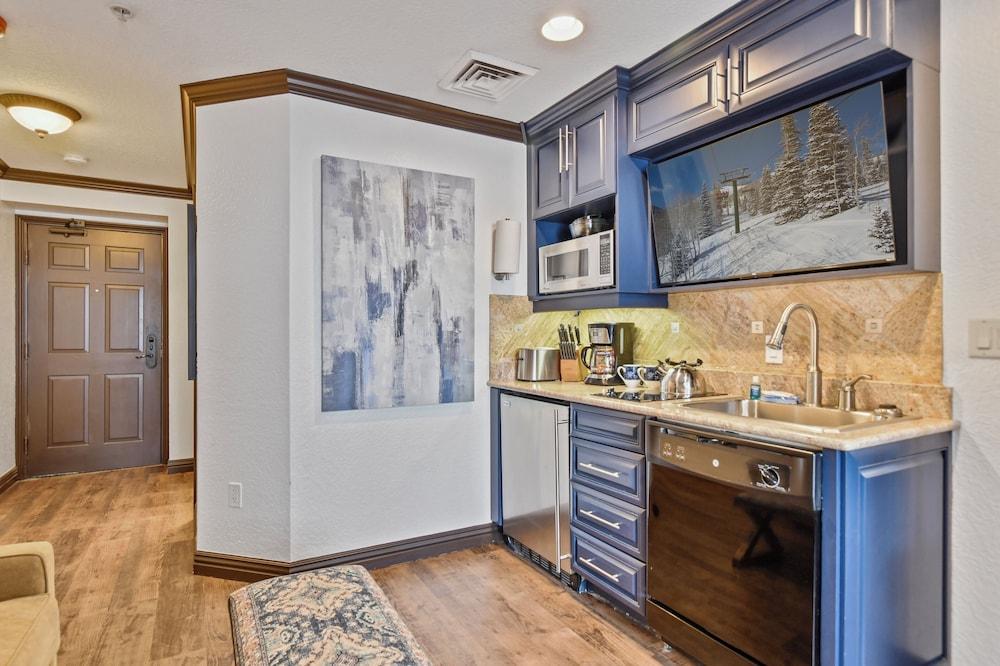 Westgate by Canyons Village Rentals photo 82