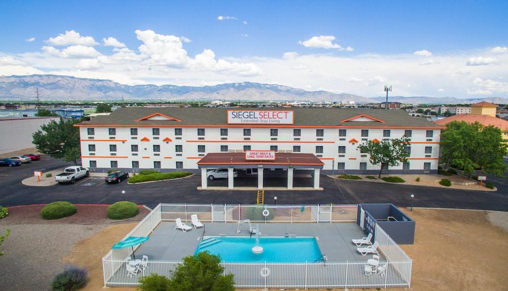Siegel Select Albuquerque photo 16