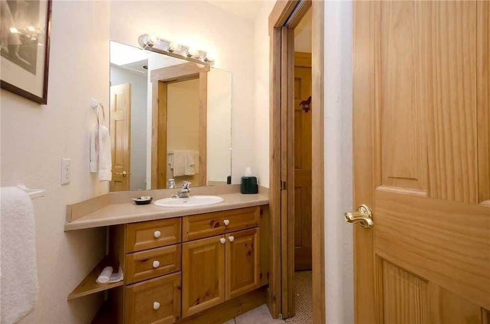 Saddle Creek Townhomes by Pioneer Ridge Management photo 89