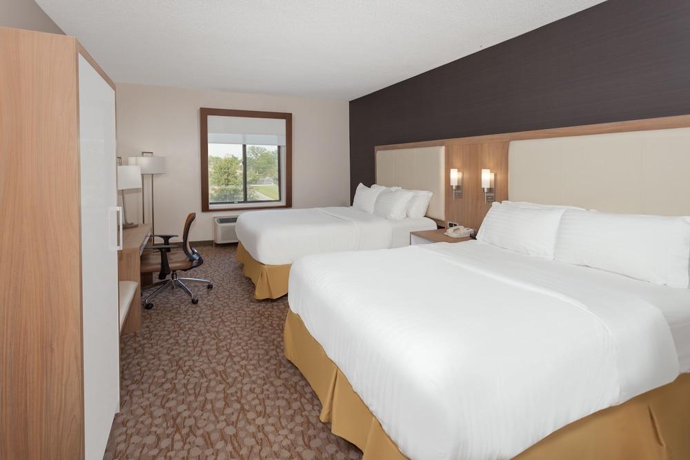 Holiday Inn Express Hotel & Suites Dayton West - Brookville by IHG photo 22