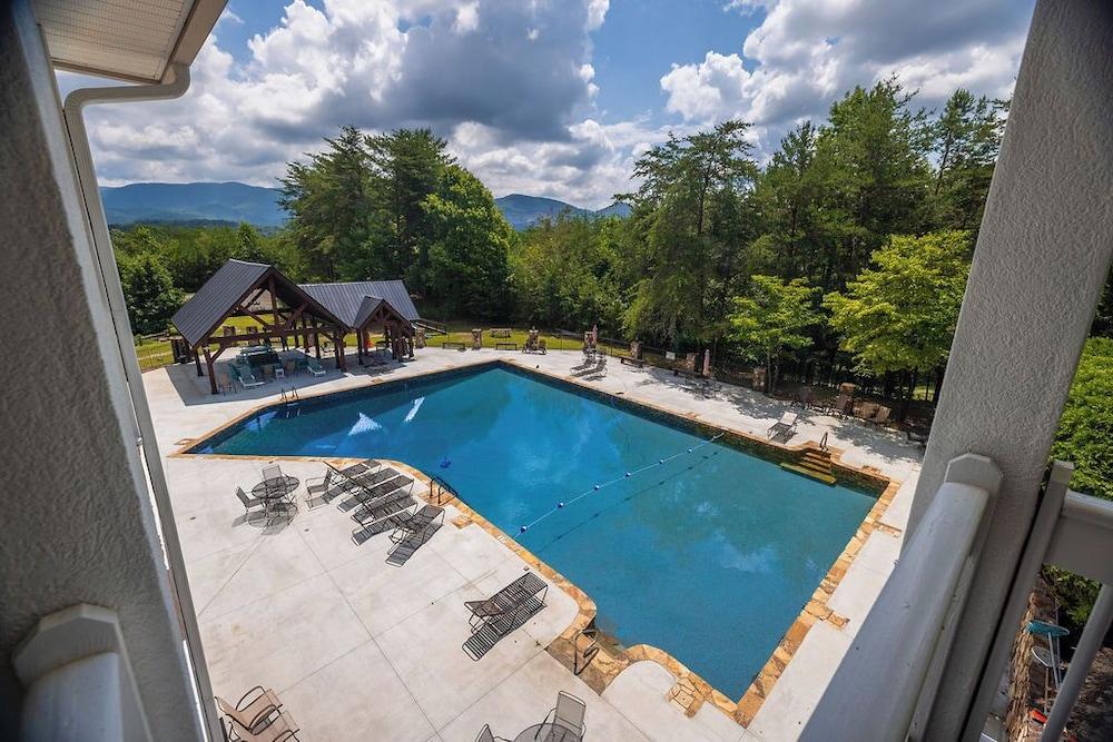 Whitepath Lodge And Resort photo 72