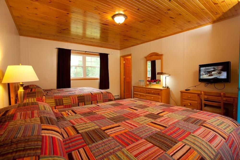 Blue Hill Lodge photo 59