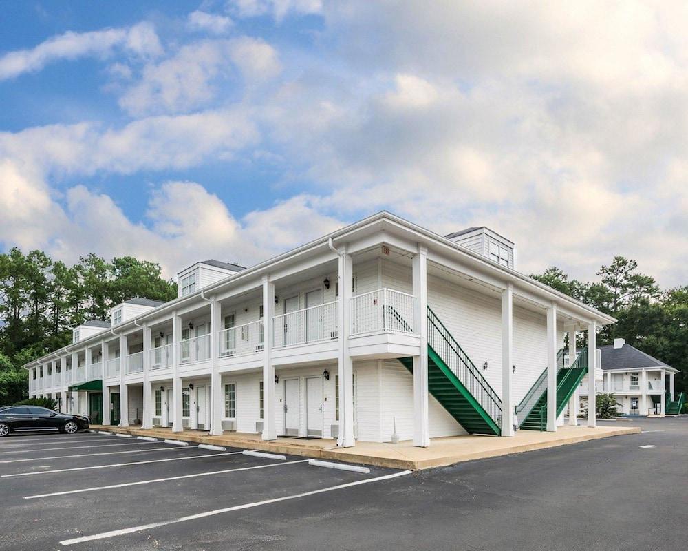 Quality Inn Bainbridge photo 23