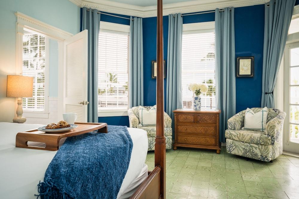 Southernmost House photo 3