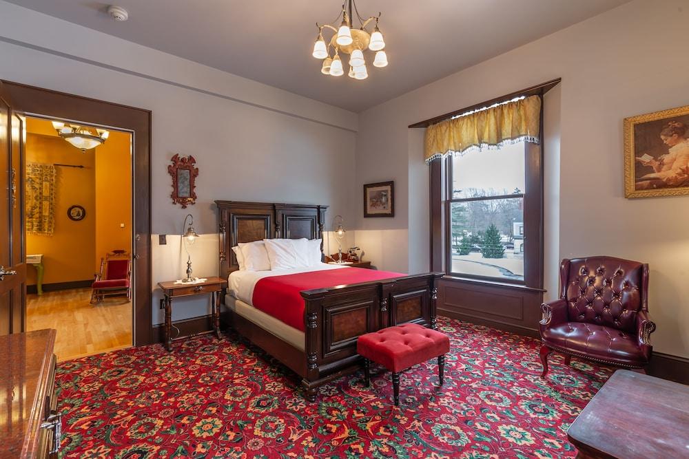 Steele Mansion photo 94