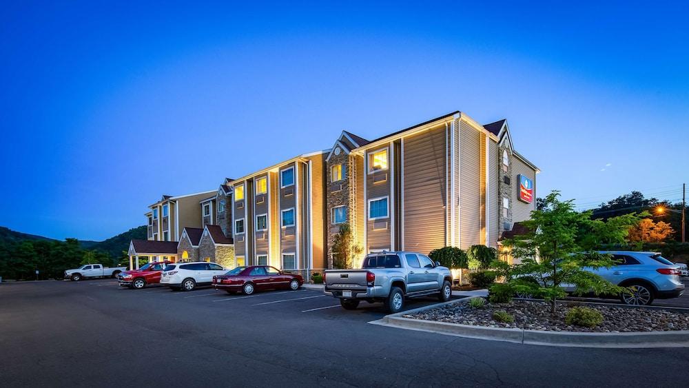 SureStay Plus Hotel by Best Western Keyser photo 22