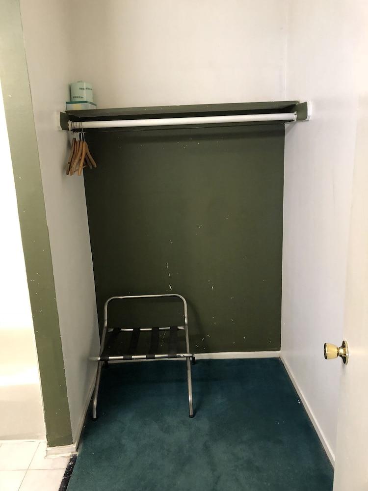 Kings Lodge Motel photo 20