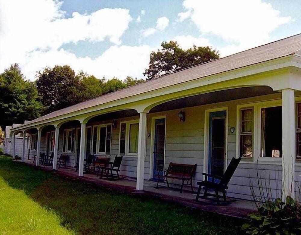 West Road Motel photo 4