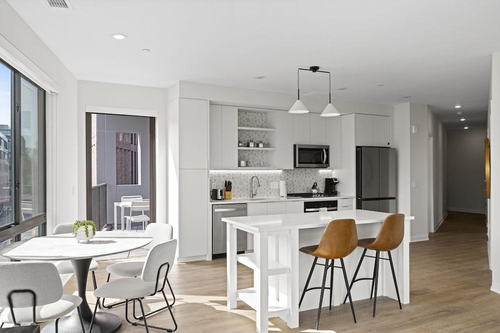 Placemakr Cathedral Heights photo 92