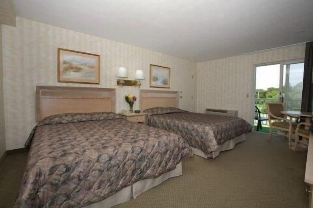 Winnapaug Inn photo 11