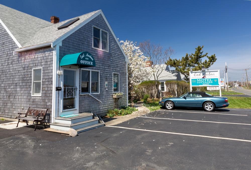 East Harbour Motel and Cottages photo 36