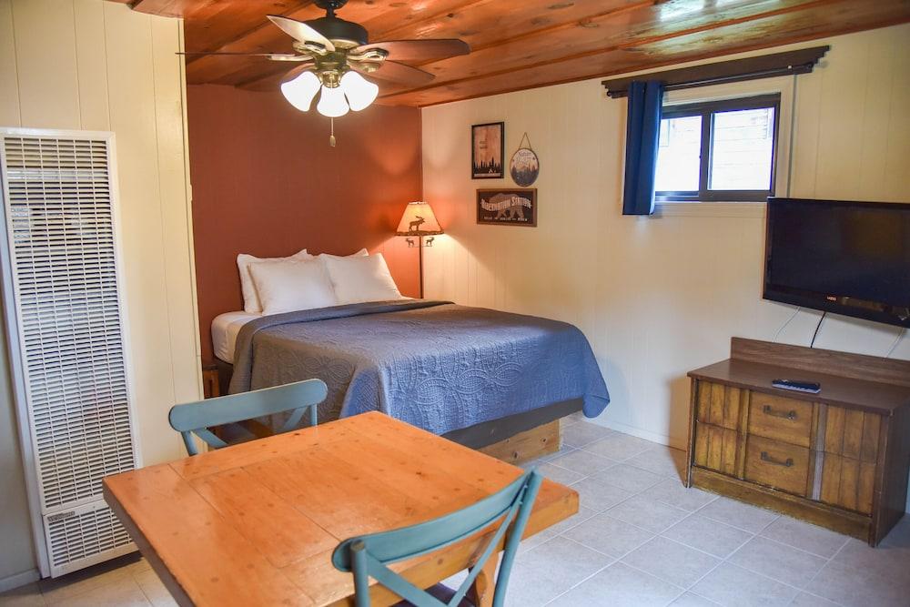 Alpine Lodge photo 7