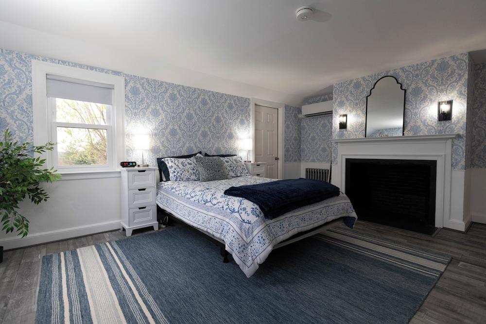 Blue Bear Inn photo 10