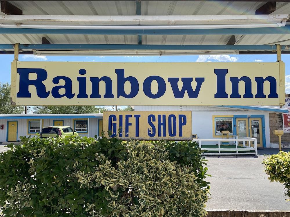 Rainbow Inn & Cottages photo 32