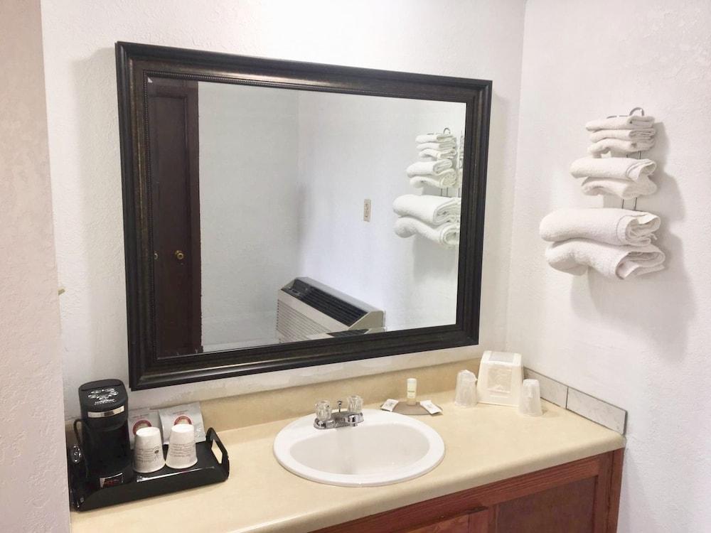 Finns Motel photo 9