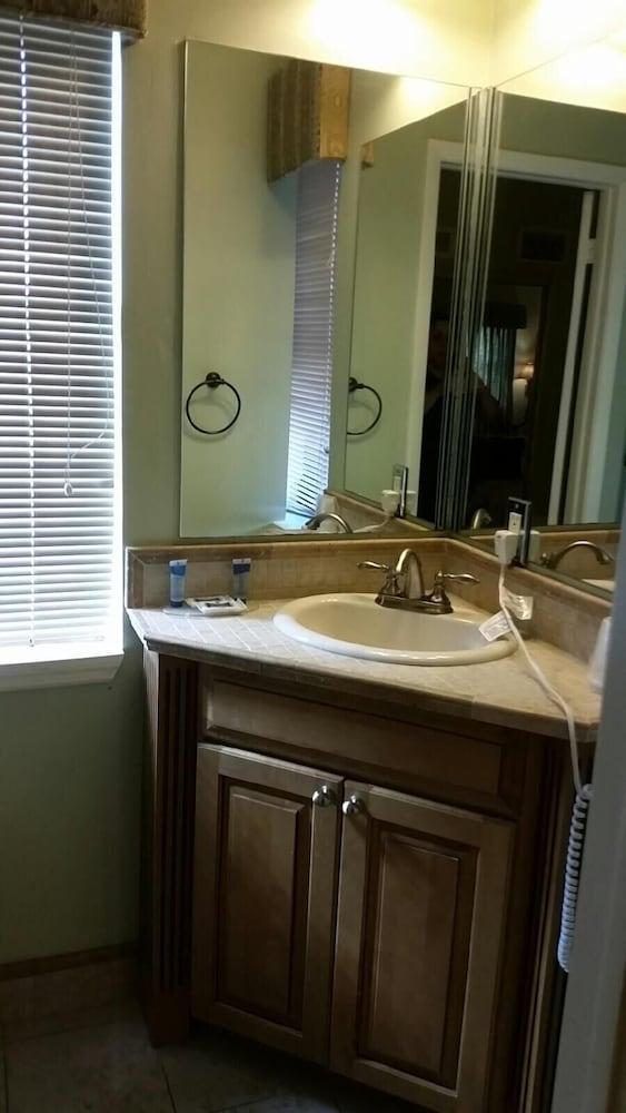 Hollywood Beach Resort-tower Suite photo 13