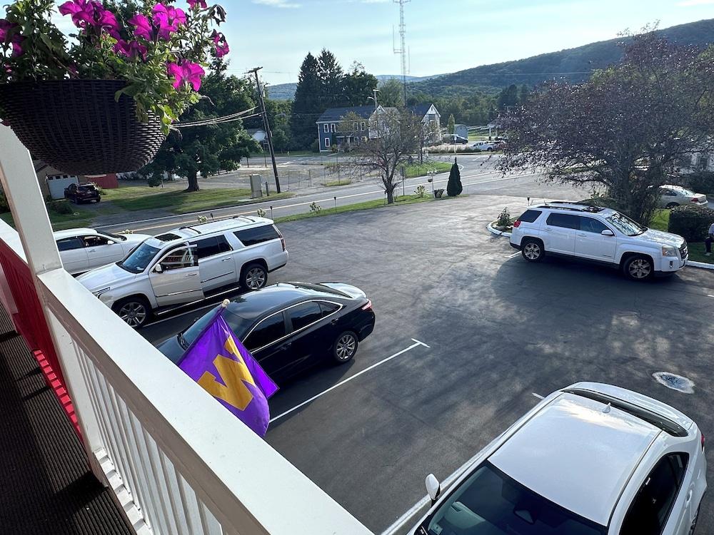 Cozy Corner Motel photo 30
