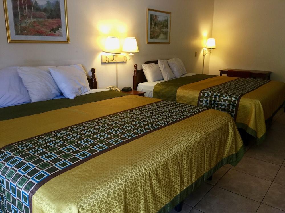 Texas Inn and Suites RGV photo 30