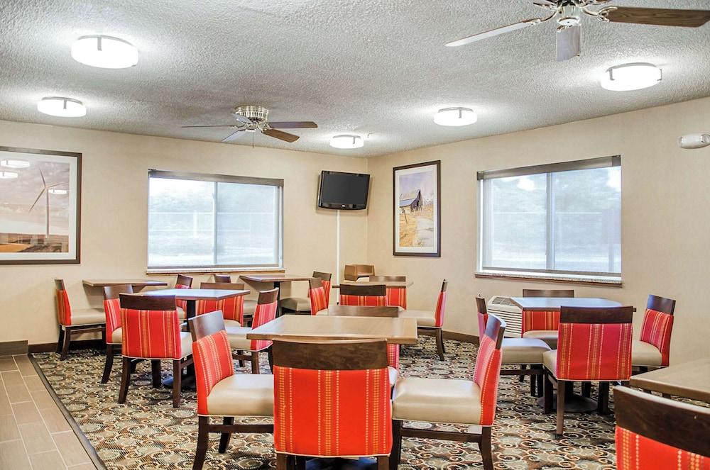 Comfort Inn Idaho Falls photo 31
