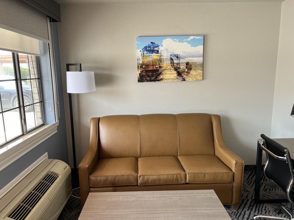 Garden Inn & Suite photo 18