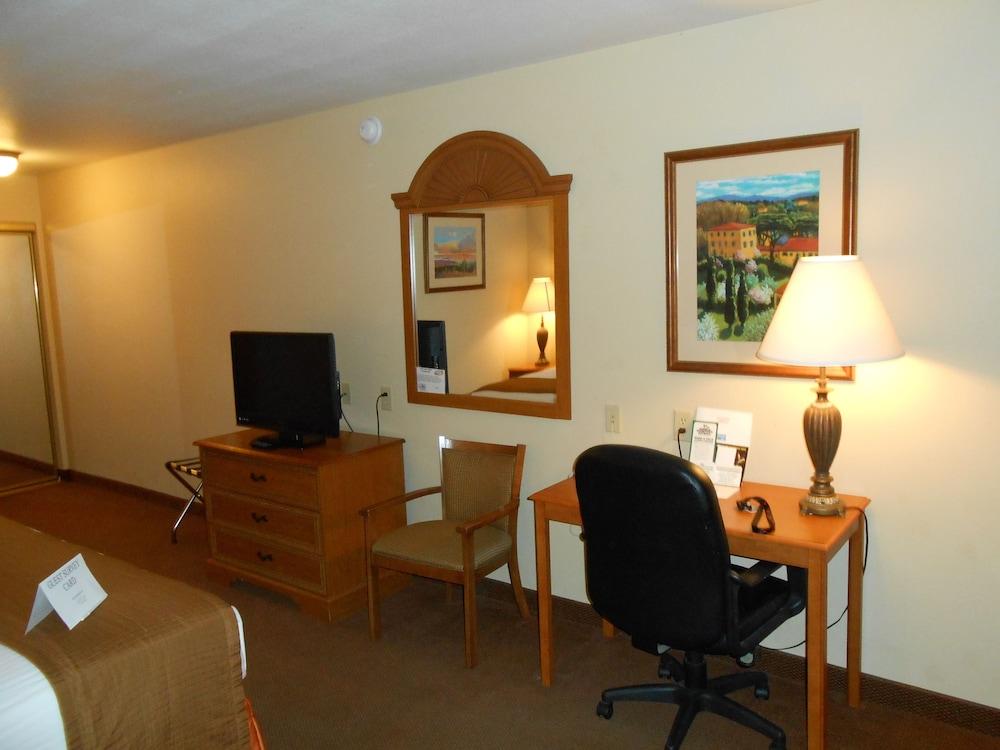 Wintergarden Inn photo 9