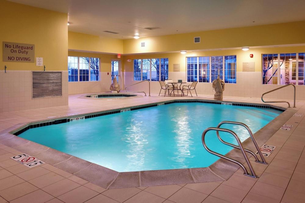 Towneplace Suites Marriott Meridian photo 19