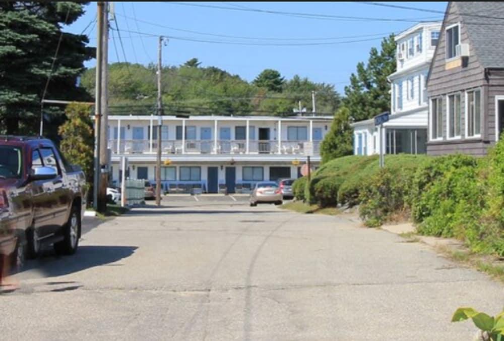 Seagrass Inn photo 17
